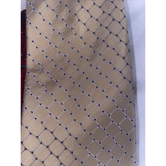 vintage Tommy Hilfiger Diamond Brown 2 Tone Red Men Tie 100% Silk Geometric - Picture 2 of 9
